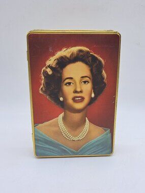 Vintage Tin Quen Fabiola Jacqus Superchocolate